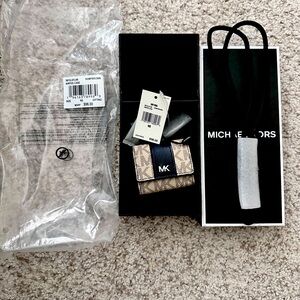 NIB Airpods lanyard case